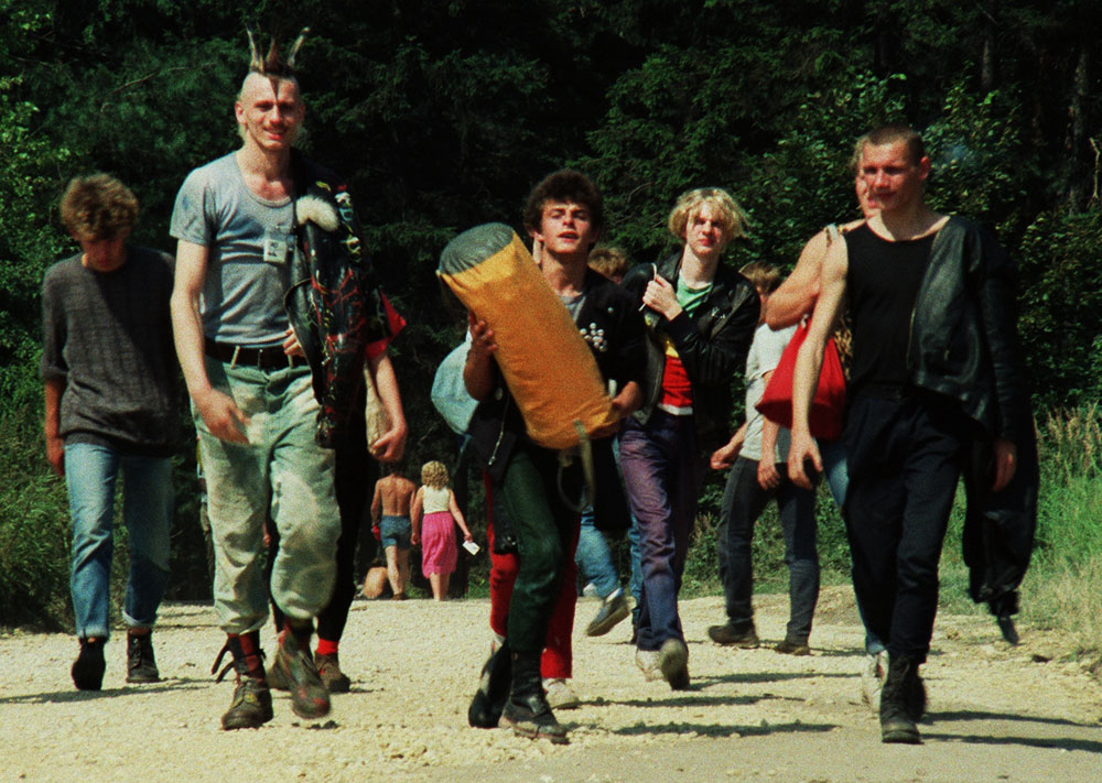 Frame from ‘Fala’, directed by Piotr Łazarkiewicz, 1986, photo: Wytwórnia Filmów Fabularnych we Wrocławiu